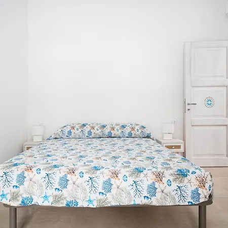 Girasole Vakantiehuis La Caletta